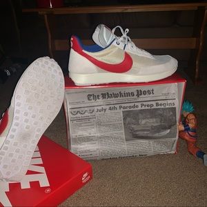 Nike strange love tail wind Independence Day